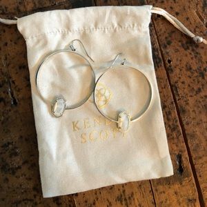 Kendra Scott Silver/Ivory Pearl Elora earrings